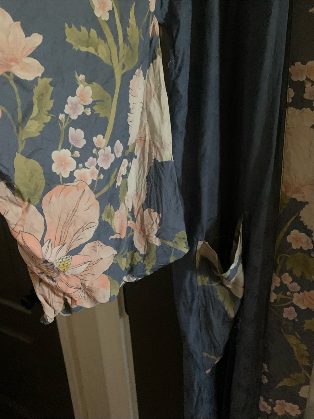 Spell Waterfall Robe blue - Picture 7 of 9